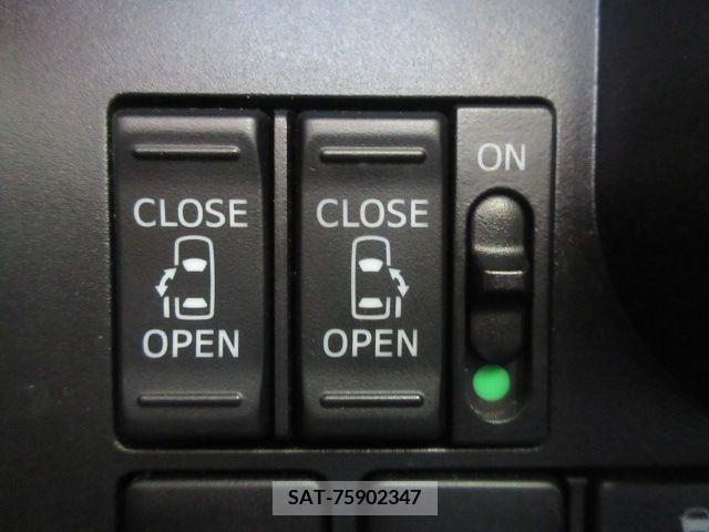 Toyota TANK 2017-08 375386-15