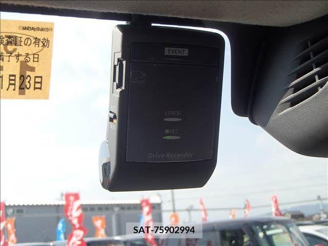 Suzuki EVERY 2021-11 208193-15