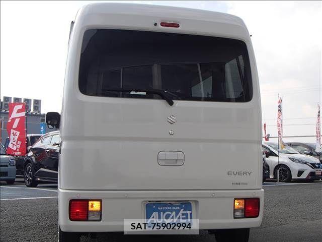 Suzuki EVERY 2021-11 208193-3