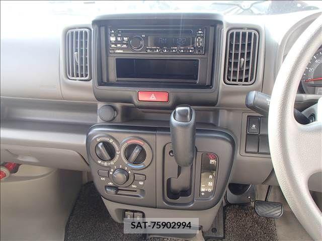 Suzuki EVERY 2021-11 208193-13