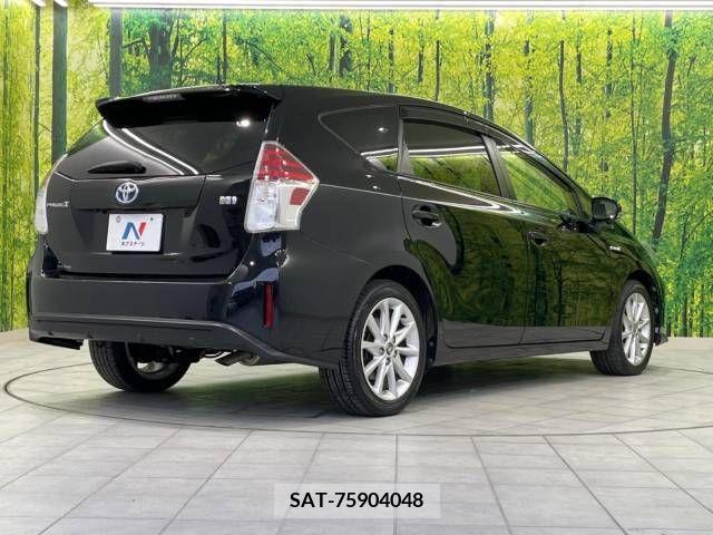 Toyota PRIUS ALPHA 2015-03 224015-17
