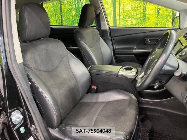 Toyota PRIUS ALPHA 2015-03 224015-8
