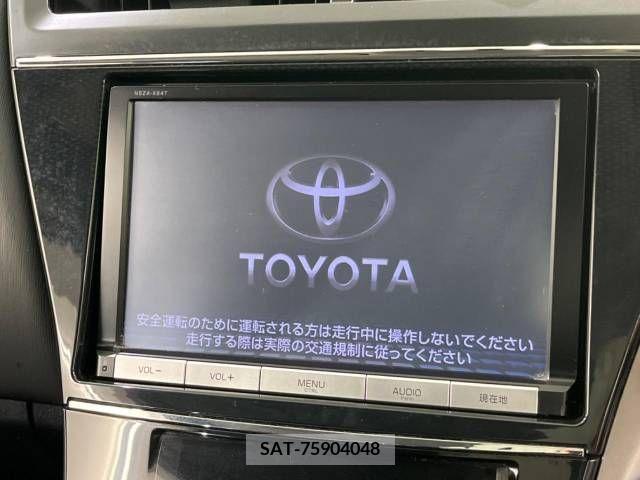 Toyota PRIUS ALPHA 2015-03 224015-5