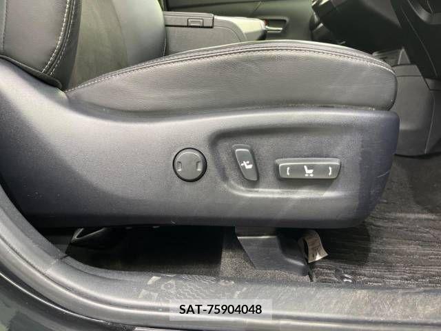 Toyota PRIUS ALPHA 2015-03 224015-6