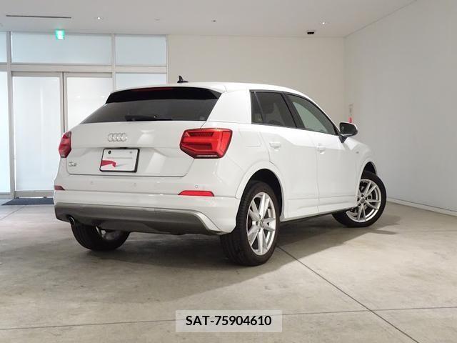 Audi Q2 2019-03 261650-1
