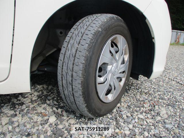 Honda FIT 2018-06 354868-6
