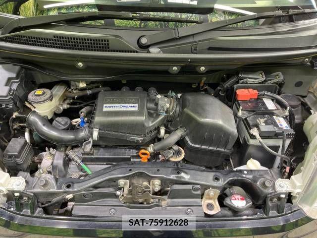 Honda N BOX 2017-06 306717-18