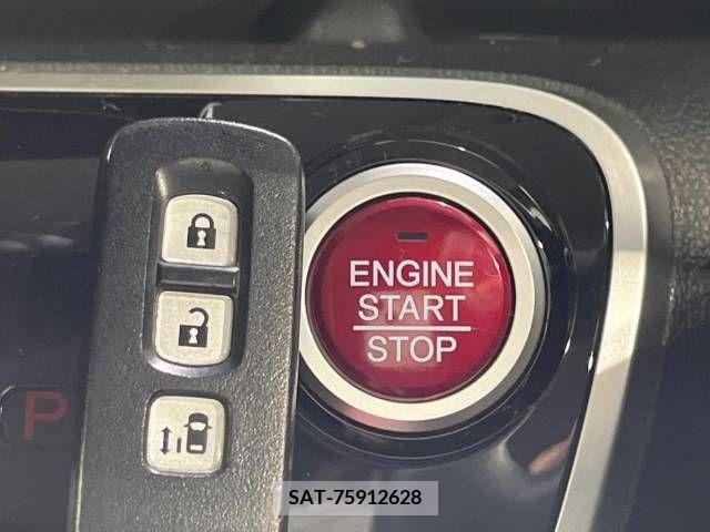 Honda N BOX 2017-06 306717-7