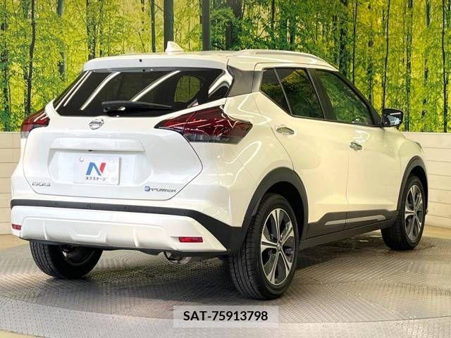 Nissan KICKS 2022-03 229371-17