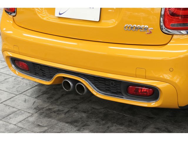 Bmw MINI 2015-06 6006-21