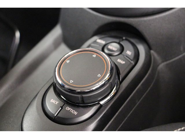 Bmw MINI 2015-06 6006-12