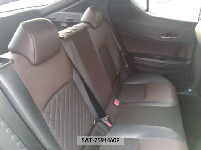 Toyota C-HR 2017-05 217712-7