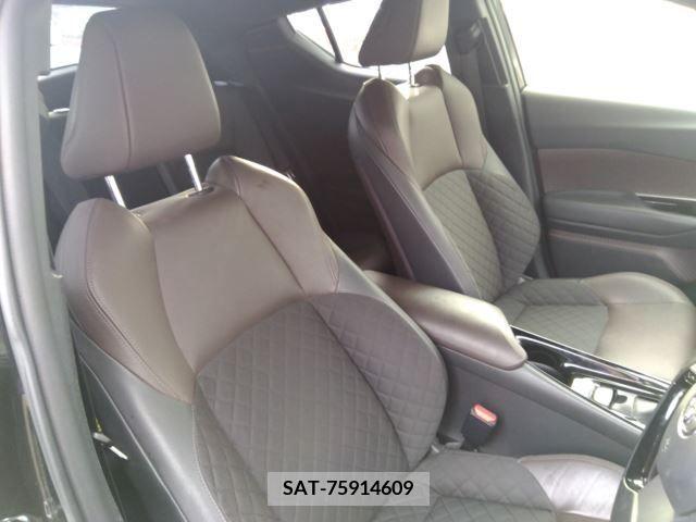Toyota C-HR 2017-05 217712-8