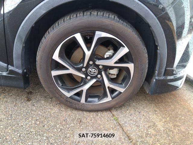 Toyota C-HR 2017-05 217712-4