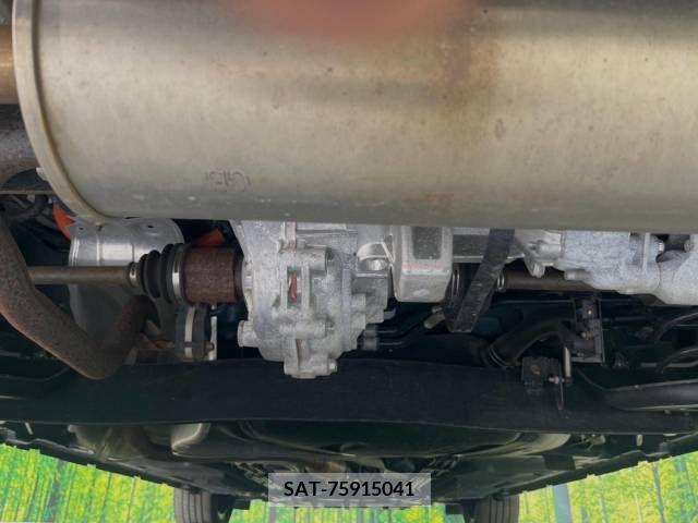 Nissan AURA 2021-06 372742-18
