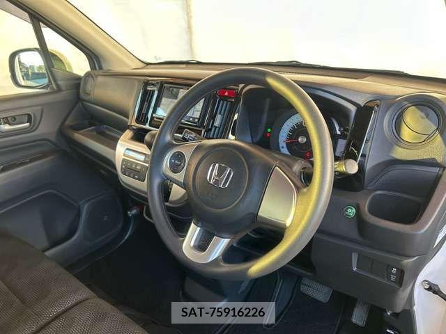 Honda N-WGN 2018-02 208187-12