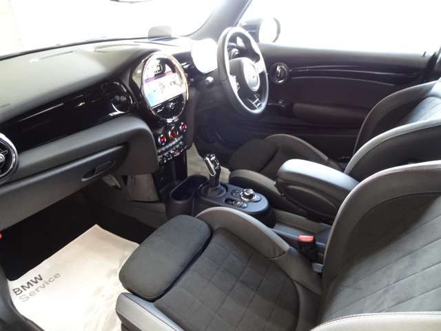 Bmw MINI 2021-12 19879-16