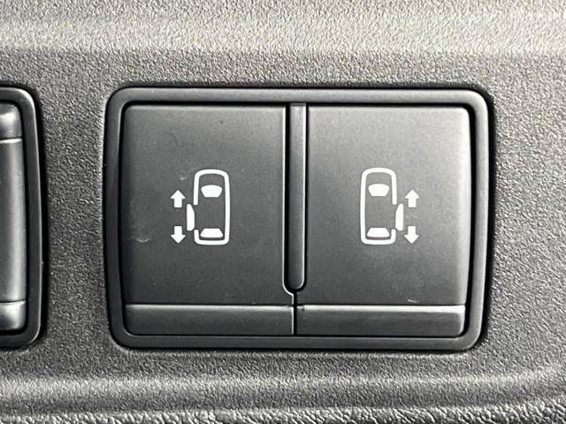 Nissan SERENA 2019-11 5799-5
