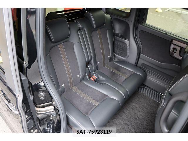 Honda N BOX CUSTOM 2019-04 280031-18