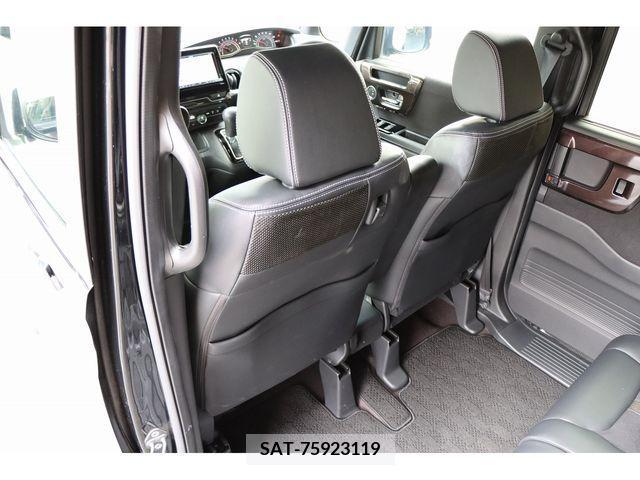 Honda N BOX CUSTOM 2019-04 280031-19