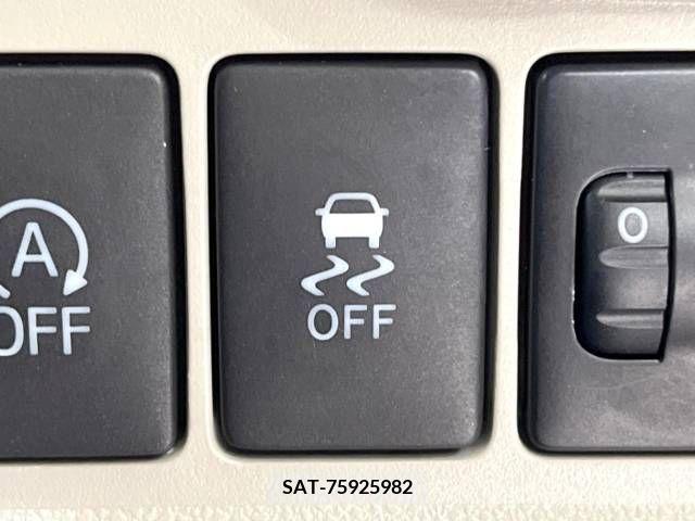 Toyota PASSO 2018-08 365996-7