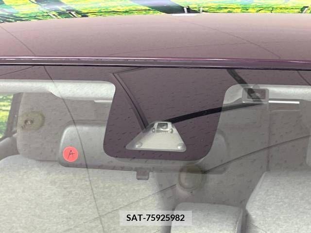 Toyota PASSO 2018-08 365996-2