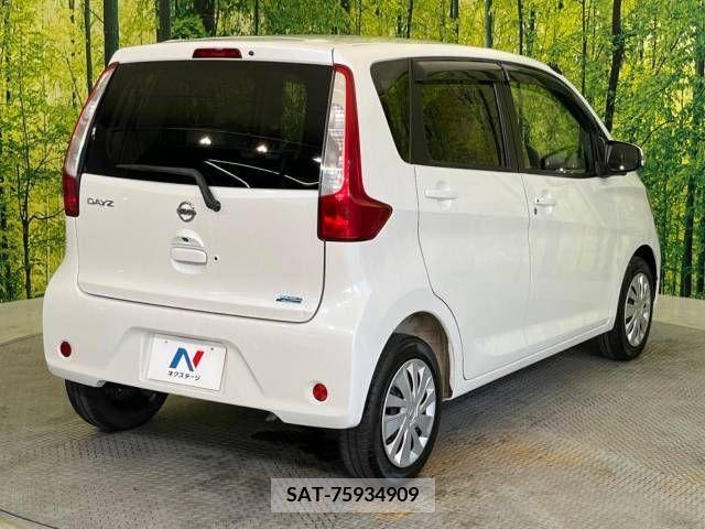 Nissan DAYZ 2013-11 353433-17