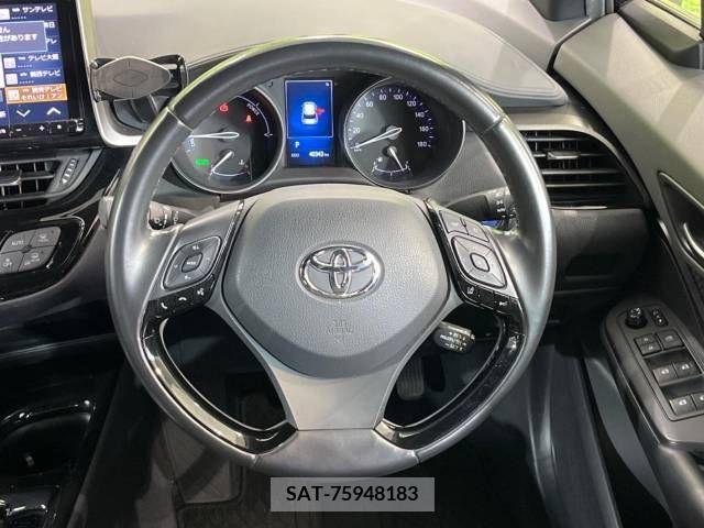 Toyota C-HR 2018-08 264540-7