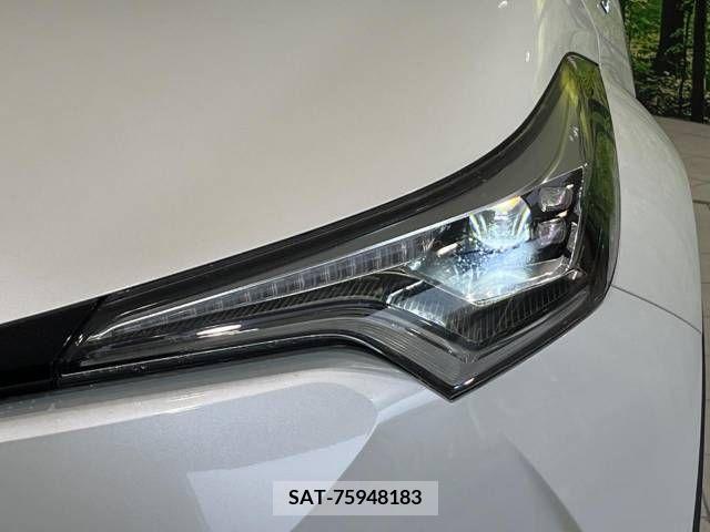 Toyota C-HR 2018-08 264540-8