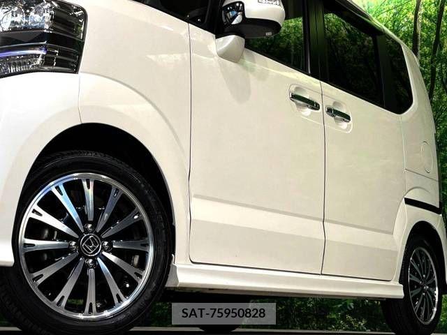 Honda N BOX CUSTOM 2016-11 278976-12