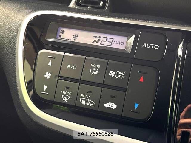 Honda N BOX CUSTOM 2016-11 278976-7