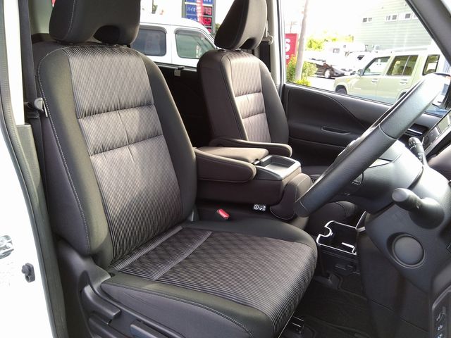 Nissan SERENA 2022-01 21351-14