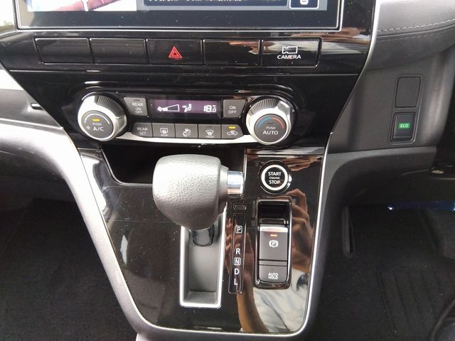 Nissan SERENA 2022-01 21351-27
