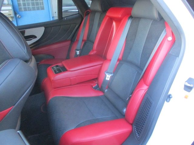 Lexus LS 2021-06 27582-14