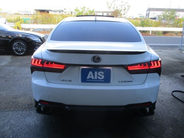 Lexus LS 2021-06 27582-4