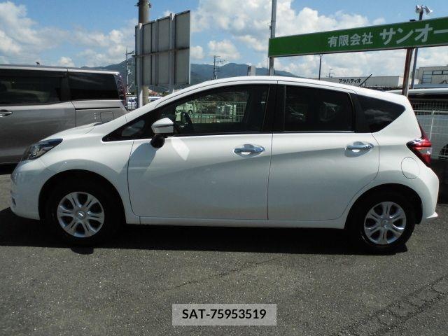 Nissan NOTE 2018-09 251489-7