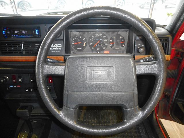 Volvo 240 1993-07 6293-16