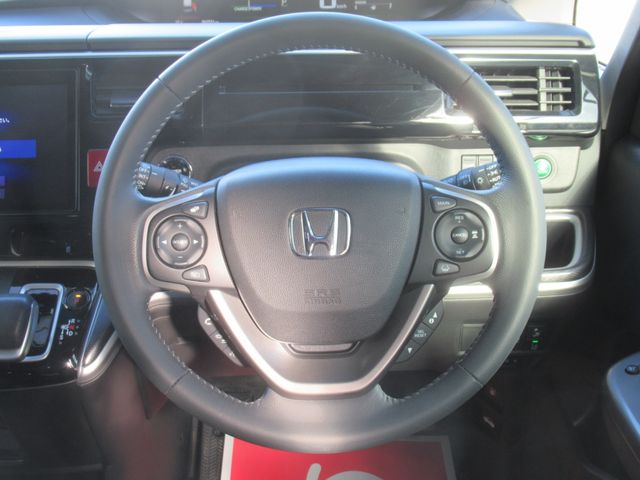 Honda e 2019-06 186680-13
