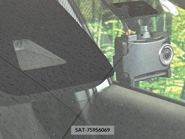 Toyota COROLLA CROSS 2023-04 264667-2