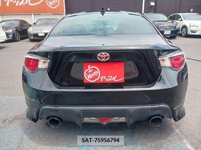 Toyota 86 2013-06 321176-18