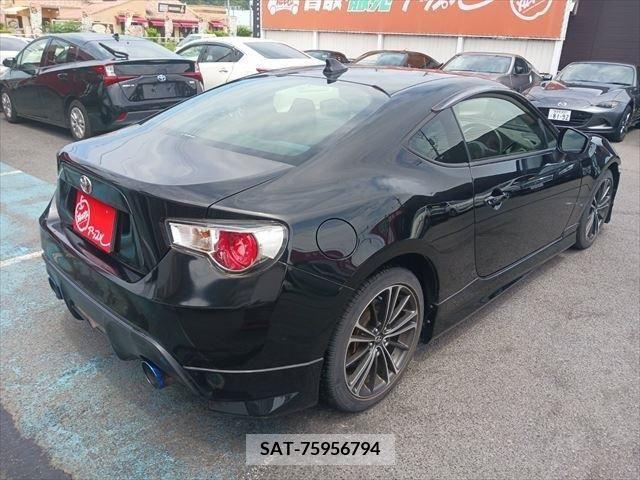 Toyota 86 2013-06 321176-17