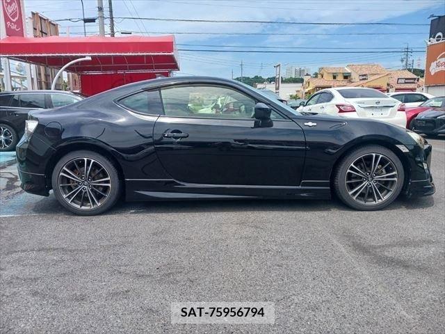 Toyota 86 2013-06 321176-16