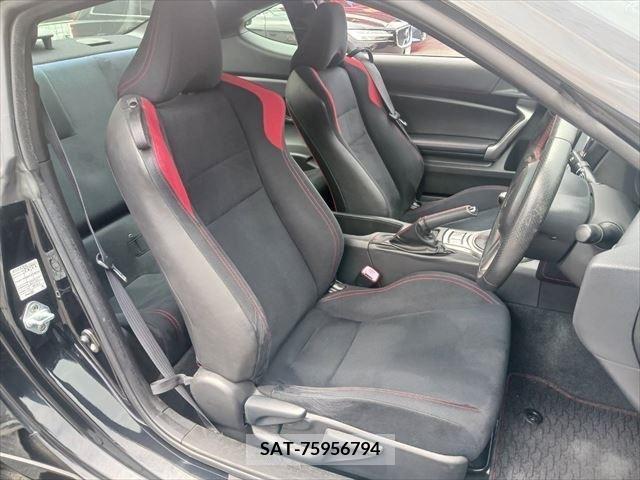 Toyota 86 2013-06 321176-6