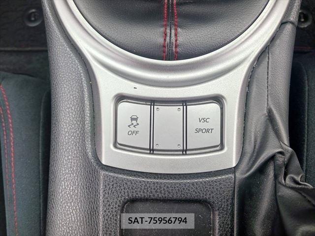 Toyota 86 2013-06 321176-5