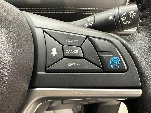 Nissan SERENA 2016-10 187431-6