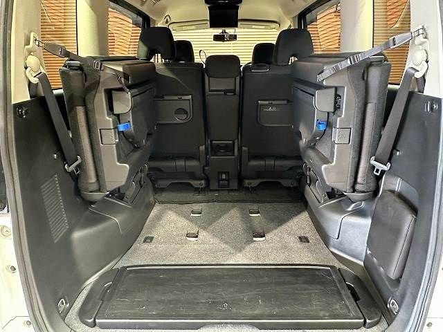 Nissan SERENA 2016-10 187431-19