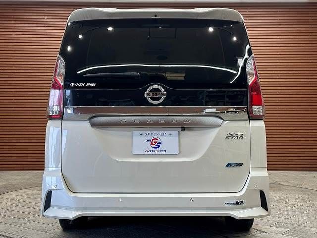 Nissan SERENA 2016-10 187431-18