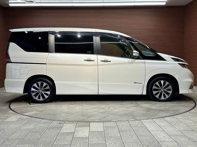 Nissan SERENA 2016-10 187431-17
