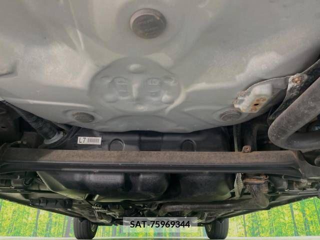 Toyota VITZ 2015-07 370144-18
