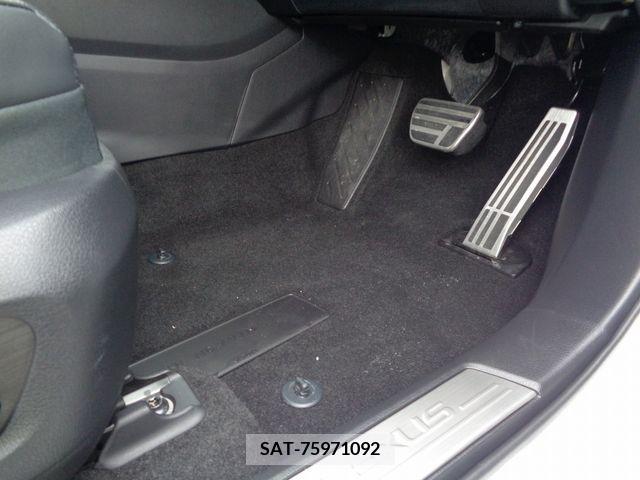Lexus NX 2023-02 334440-16